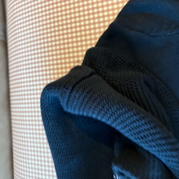 Oakley Women’s black knit sweater. Size small - Picture 12 of 15